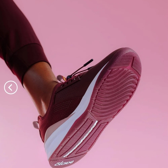 Clove Women’s Maroon Sneakers Comfort Nursing Healthcare Shoes NWOT - Picture 3 of 5